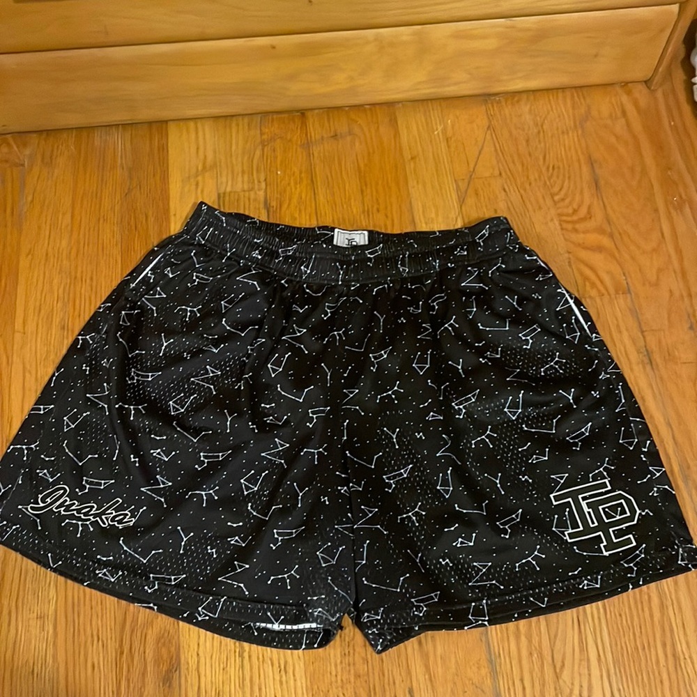 Inaka shorts